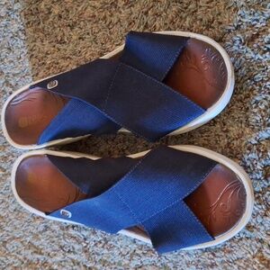 BeeZees double strap sandals